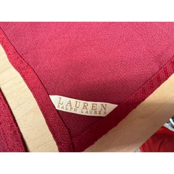 "Lauren Ralph Lauren" Set of 7 Fabric Red/Burgundy Napkins 19" x 20" Washed - Picture 4 of 7